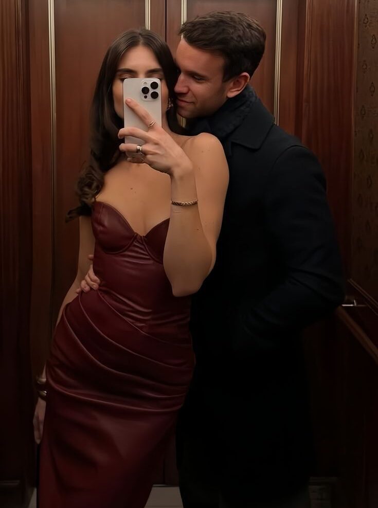 Date night outfits, Date night dress, Romantic